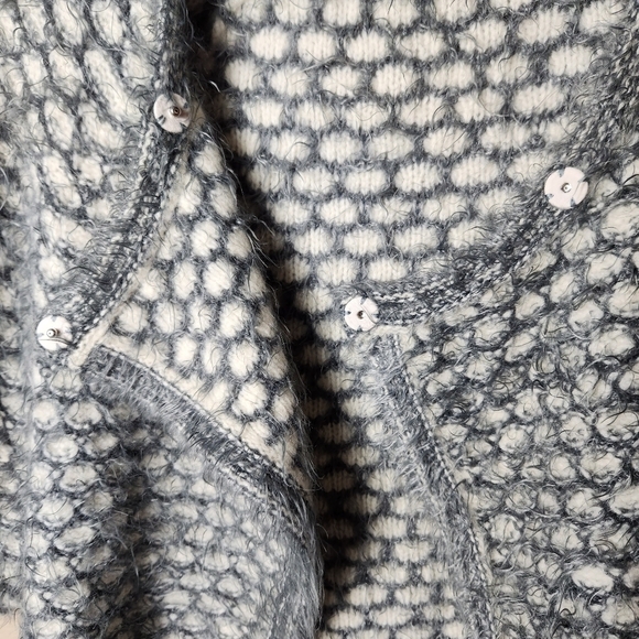 Anthropologie Moth Gray Empyreal Wool/Angora Blend Cropped Shrug Sweater-Size S - Picture 10 of 11